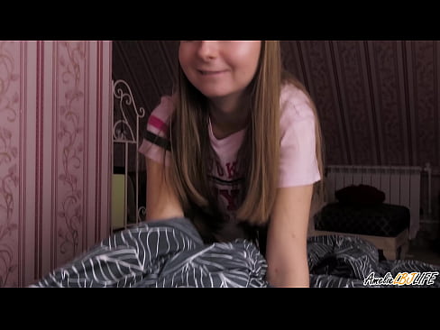 ❤️ Blondie хөхүүл түүний BFF-ийн гүн болон авдаг булэг нь түүний аманд ❤❌ Хатуу порно манайд mn.assistirhentai.ru ❌❤